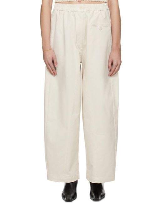 Pantalon blanc cassé à coutures intérieures torsadées Cordera en coloris Natural