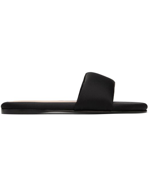 MATELASSÉ SLIDES IN BLACK CALFSKIN main image 1