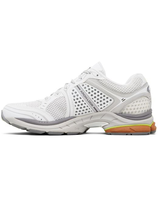 Saucony Black Progrid Triumph 4 Sneakers for men