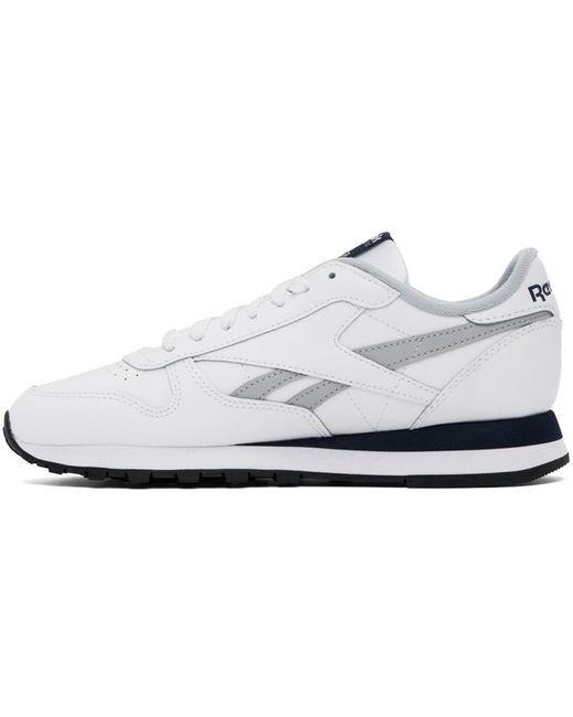 Reebok Black White Classic Leather Sneakers for men