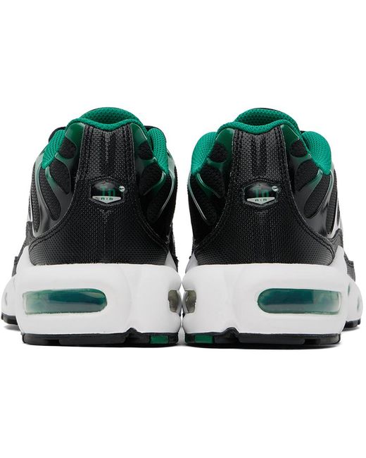 Nike Black & Green Air Max Plus Sneakers for men