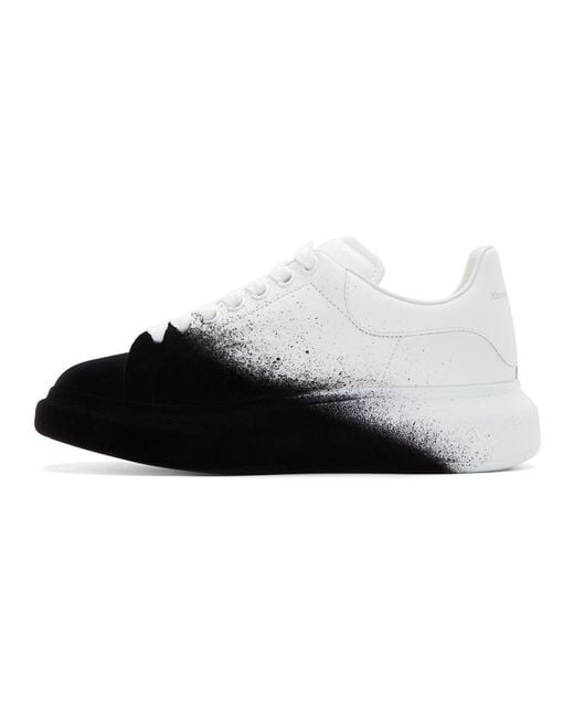 Men's Oversized Sneaker in White/jet Black