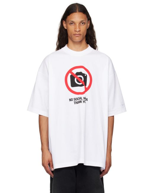 【VETEMENTS】ホワイト No Posts レギュラー Tシャツ White 'No Posts' Regular T-shirt by VETEMENTS on Sale
