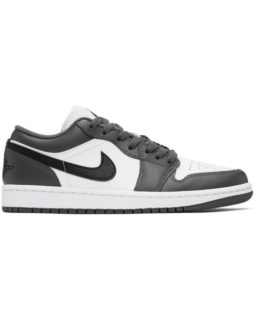 メンズ Nike グレー＆ホワイト Air Jordan 1 Low スニーカー Black
