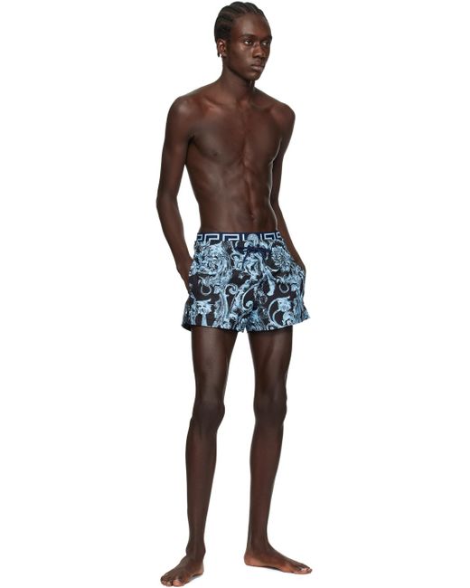 ★13時まで限定値下　新品Versaceバロッコステンシルスイム ショートパンツ バロッコ スイム ショートパンツ プリント | VERSACE JP