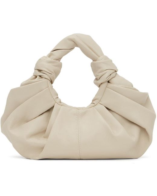 Mini sac croissant blanc cassé en cuir GIA STUDIOS en coloris White