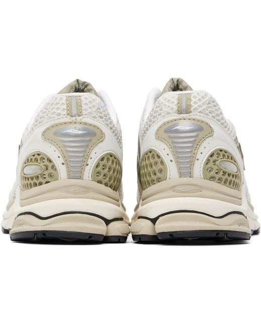 Saucony Black Off- Progrid Triumph 4 Sneakers for men