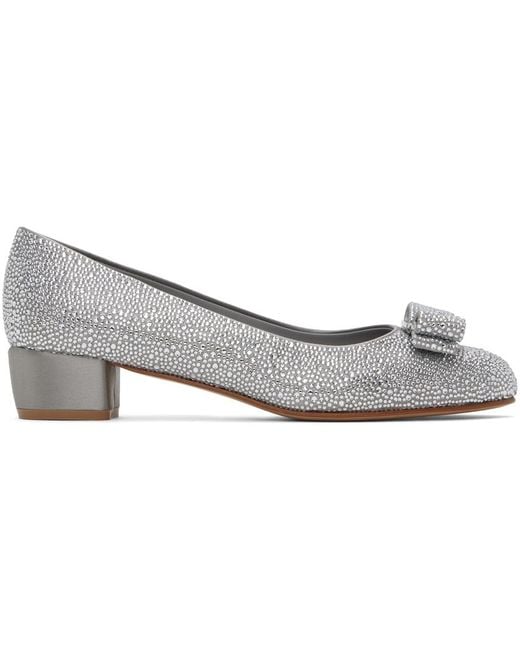 【関税込み】Ferragamo シルバー Vara ボウ ヒール Ferragamo シルバー Vara ボウ ヒール ブラック | Lyst