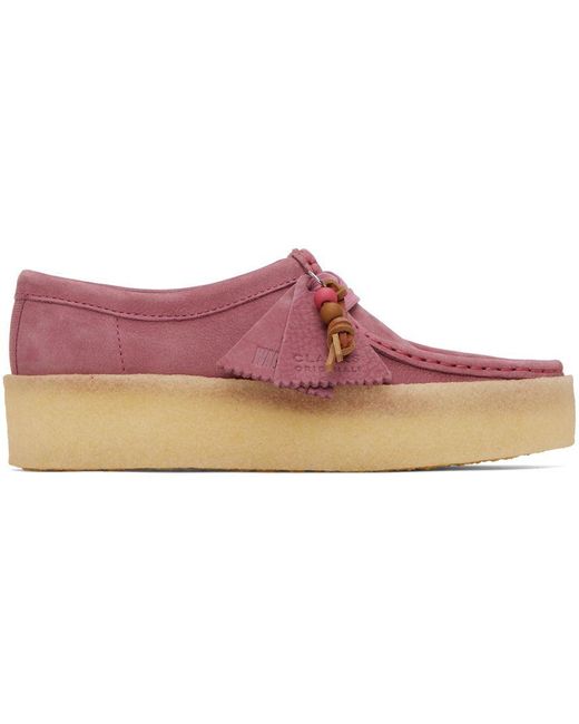 burgundy clarks wallabee