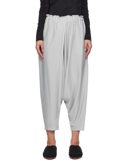 Pantalon gris 132 5. Issey Miyake en coloris Black