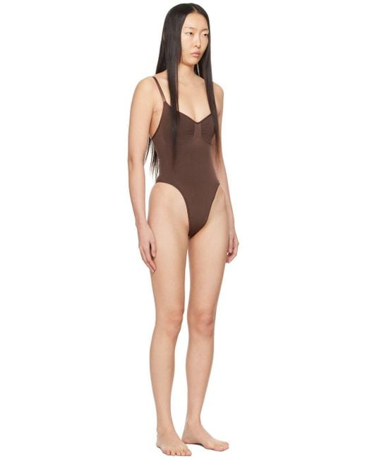 SEAMLESS SCULPT LOW BACK THONG BODYSUIT, COCOA