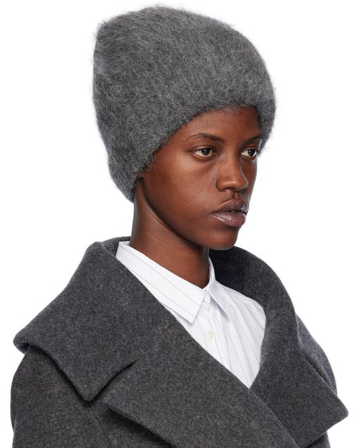 Bonnet gris en tricot d'alpaga Totême  en coloris Gray