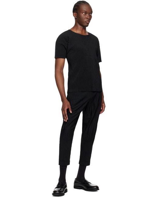 T-shirt basics noir Homme Plissé Issey Miyake pour homme en coloris Black