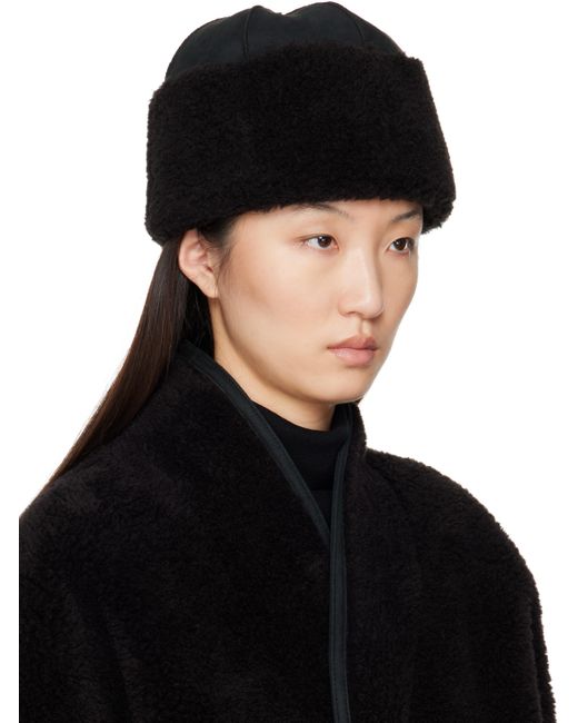 LE17SEPTEMBRE Black Faux-Shearling Hat