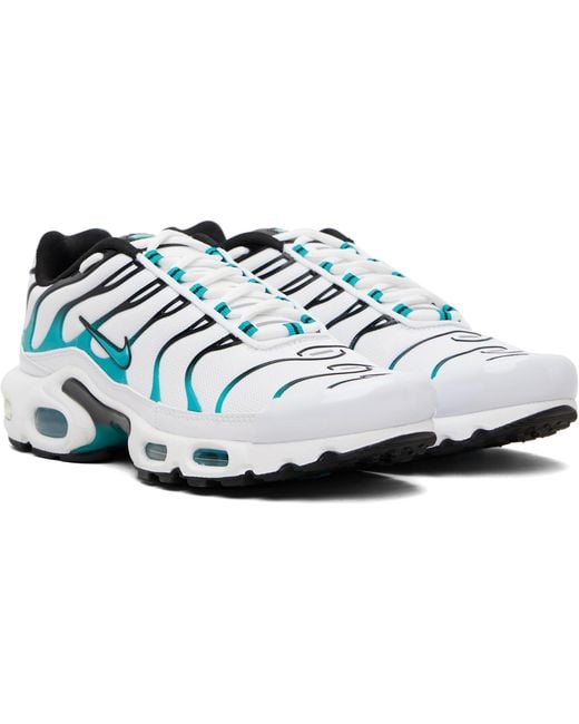 Nike Black Air Max Plus Sneakers for men