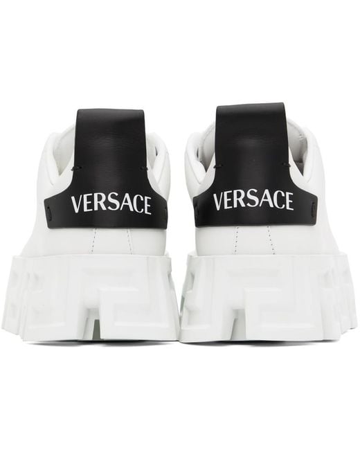 メンズ Versace ホワイト グレカ Portico ストラップ スニーカー Black