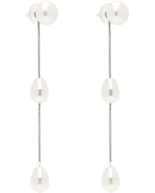 Petites boucles d'oreilles pendantes argentées à perles Sophie Buhai en coloris White