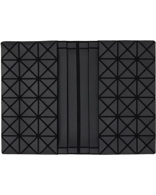 Issey Miyake Black Oyster Card Holder for men