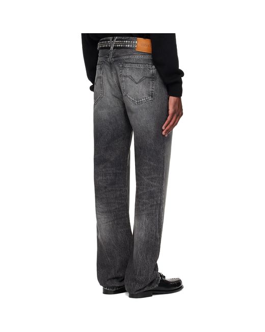 Jean Décontracté Gris Versace pour homme en coloris Black