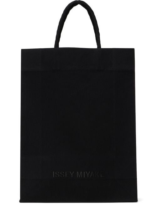 Issey Miyake Paper Tote in Black | Lyst