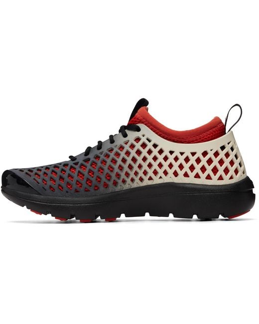 Nike Red Off- & Rejuven8 Run Sneakers