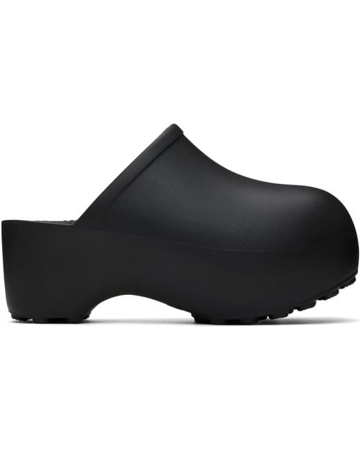 PRAYING Black Clogs for men