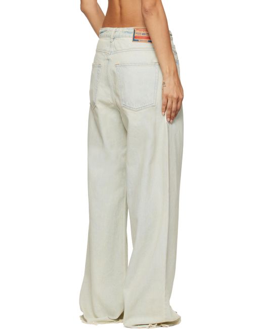 Jean Droit 1996 Sire 09J81 Bleu DIESEL en coloris White