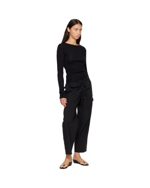 St. Agni Black Fine Rouleau Crop Trousers