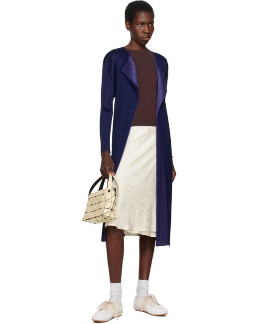 Mini Sac Boston En Blanc Cassé Issey Miyake en coloris Metallic