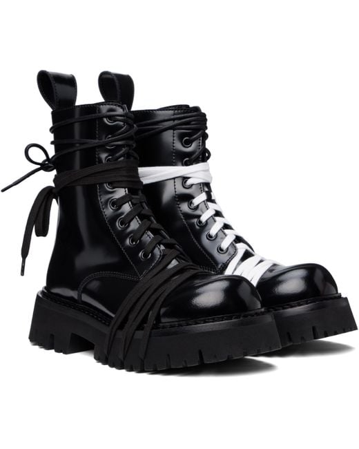 Moschino ブラック バイカーブーツ Black