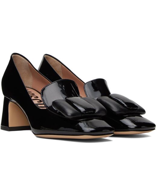 Chaussures à talon bottier noires à appliqué graphique Moschino en coloris Black