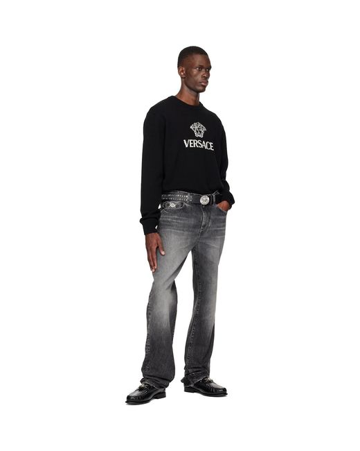 Jean Décontracté Gris Versace pour homme en coloris Black