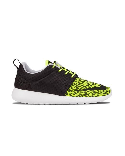Nike Black Rosherun Fb "leopard" Shoes for men