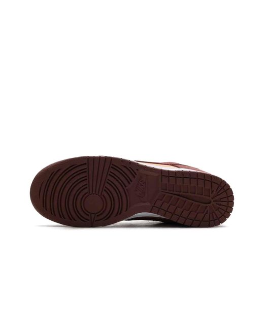 Nike Brown Dunk Low Retro Se "Amber" Fq8249 200" for men