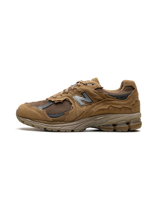 New Balance Black 2002R Gore-Tex "Protection Pack for men