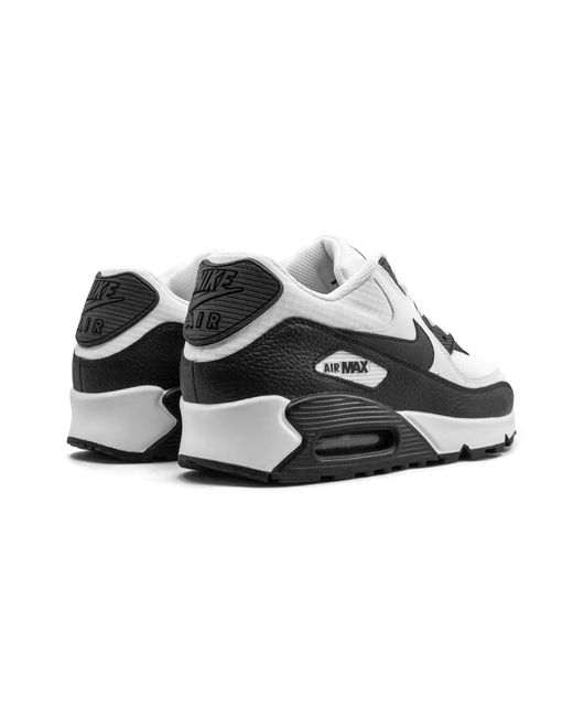 Nike Air Max 90 Shoes in Black | Lyst UK