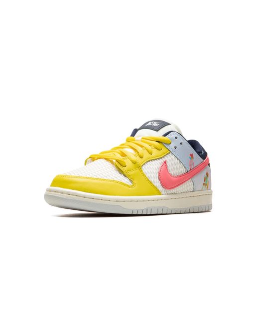 Nike Black Sb Dunk Low "Be True" Dx5933 900" for men
