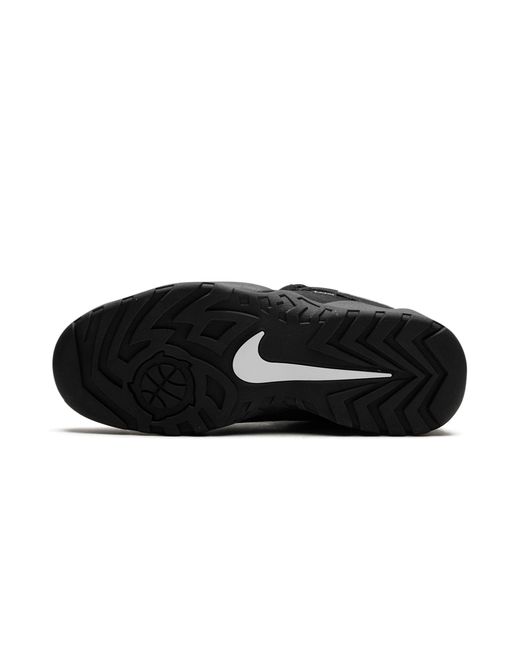 Nike Black Sb Darwin Low "supreme