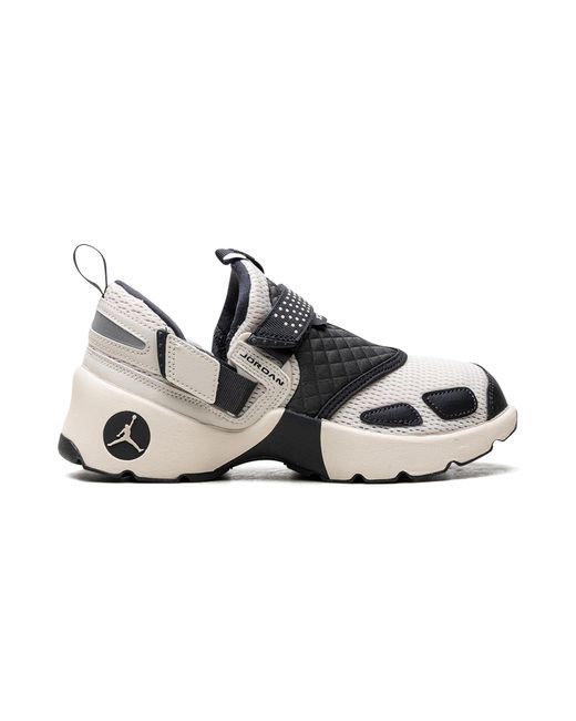Nike Black Trunner Lx "Light Orewood" Hq2164 102"