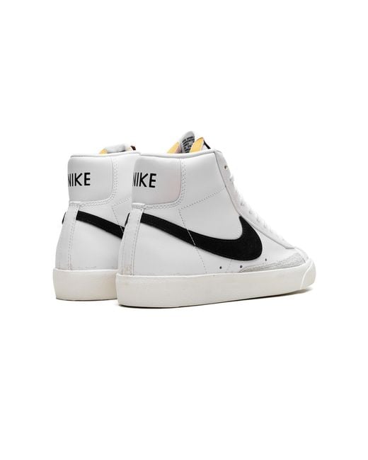 Nike Black Blazer Mid 77 Vntg for men