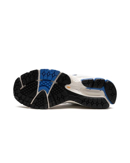 New Balance Black 2002R "Vibrant Apricot" M2002Rgw" for men