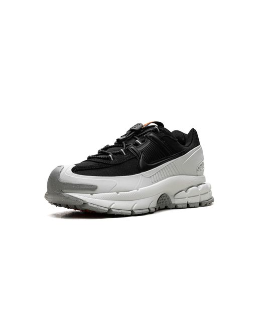 Nike Black Zoom Vomero 5 Roam Light" Fv2295 001" for men