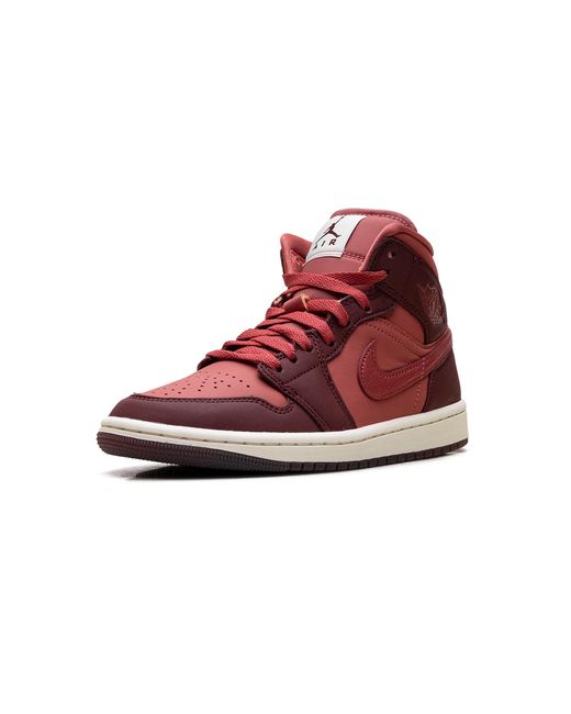 Nike Red 1 Mid Se "Valentine's Day (2026) Ib7018 600"