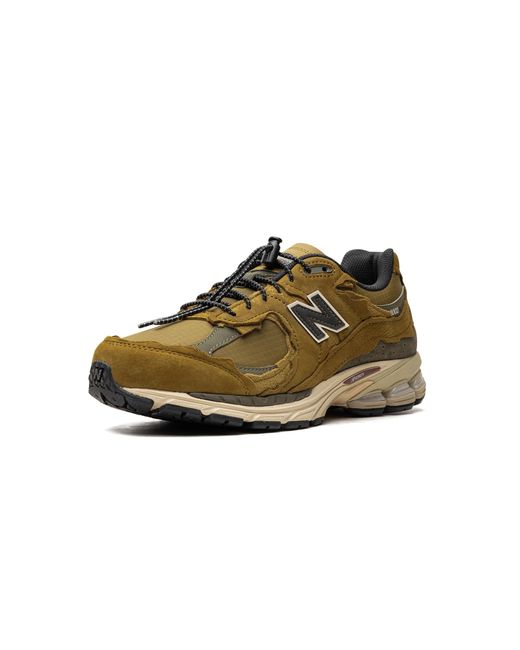 New Balance Black 2002R "Protection Pack for men