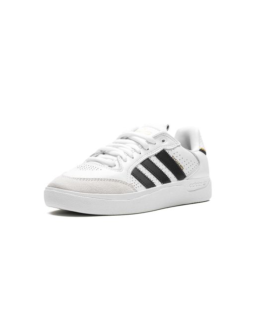 Adidas Black Tyshawn Low "King Of New York" Hq2003" for men