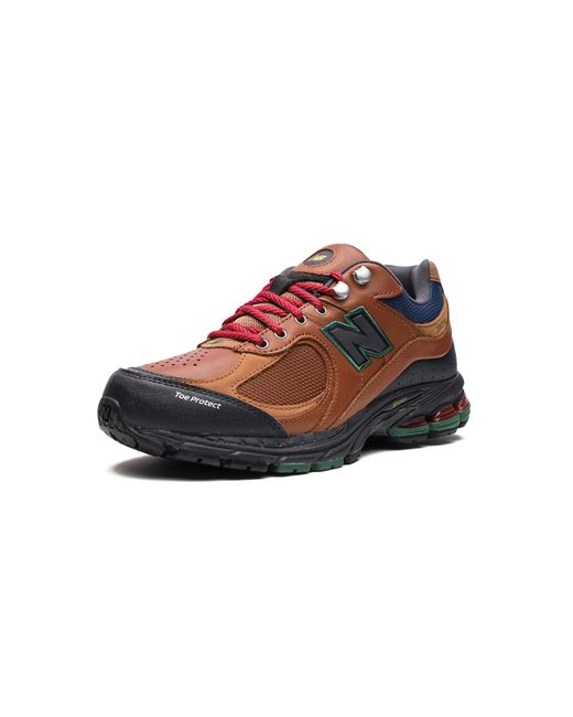 New Balance Black 2002R "The Hiker" M2002Rwm" for men