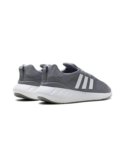 Adidas Black Swift Run 22 Gz3495" for men