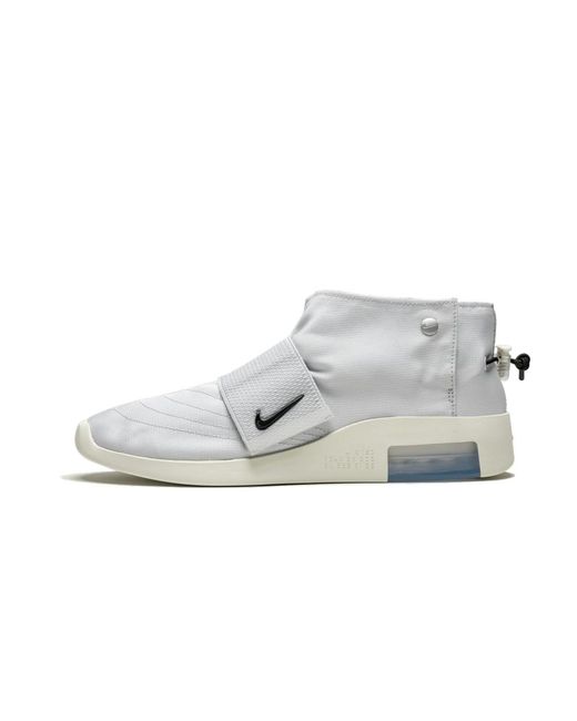 nike buckle shoes