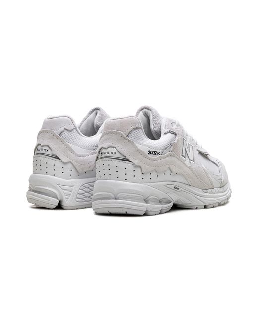 New Balance Black 2002R "Protection Pack for men