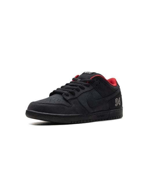 Nike Black Sb Dunk Low "Supreme for men